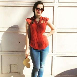 Meet your Posher, Jennifer